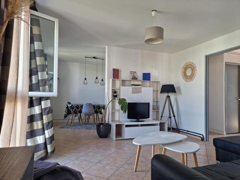Grand Appart/Wifi/2 Chambres/Detente/Calme 페르피냥 외부 사진